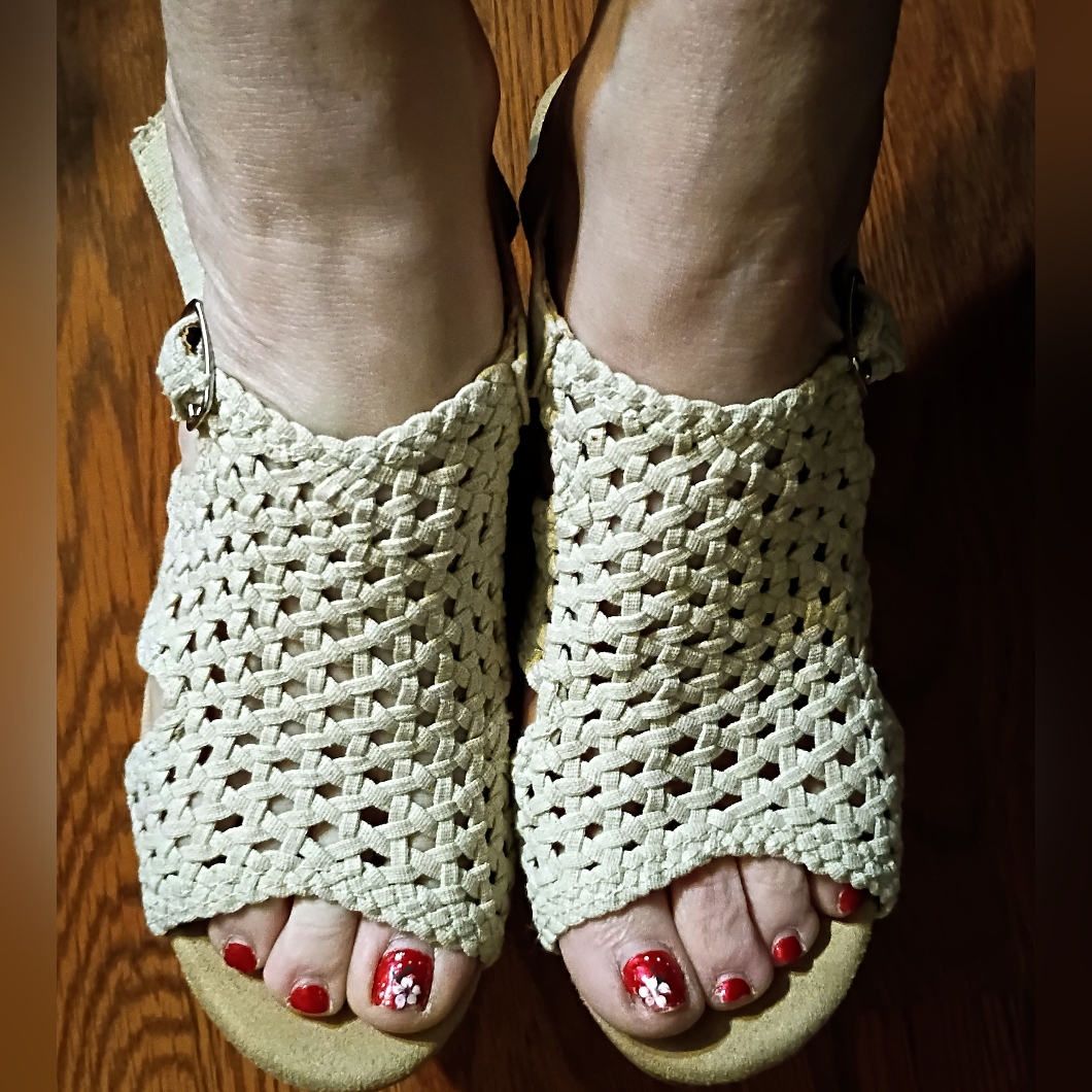 Jellypop Cream Wedge Sandals282